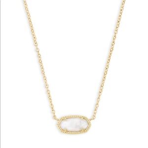 Kendra Scott Pendant Necklace in White Pearl ✨